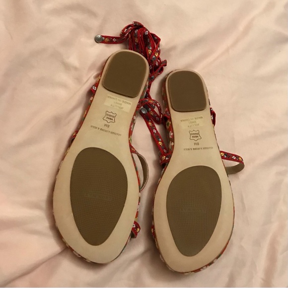 Can only ship alone - Beautiful cute red high quality strappy sandals - Picture 3 of 4